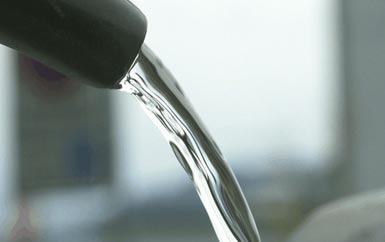 Chorro de agua de la fuente